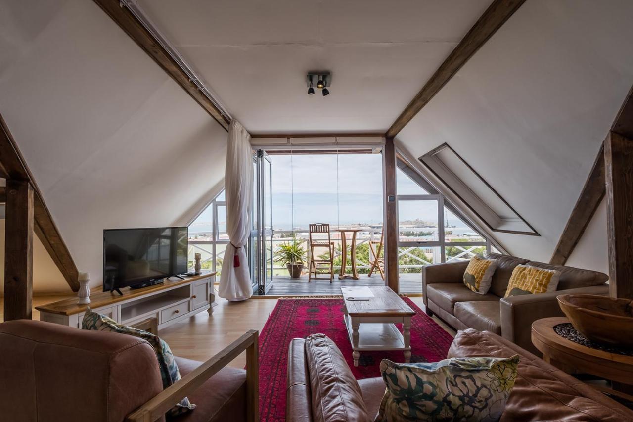 Alte Villa Boutique Hotel Lüderitz 外观 照片