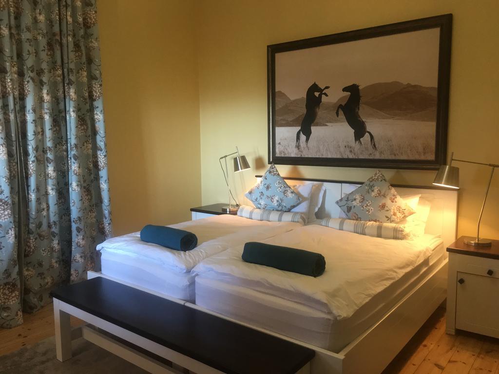 Alte Villa Boutique Hotel Lüderitz 外观 照片